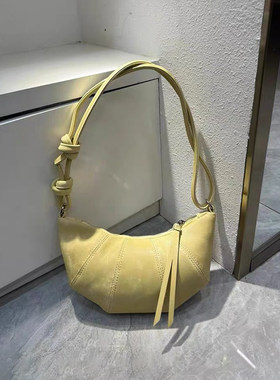新中式牛皮牛角包斜挎包饺子包女
