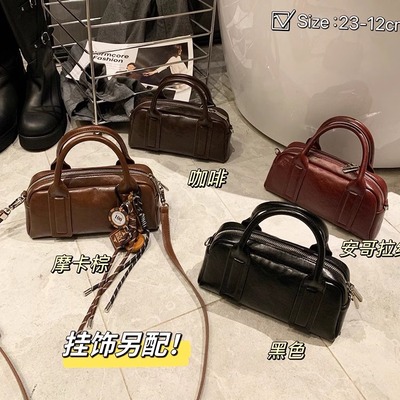 红色保龄球包女小众手提包枕头包