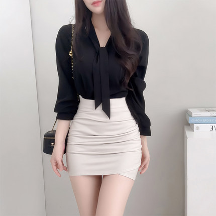 杏色不规则紧身包臀裙女2026春夏季新款高腰半身裙包裙显瘦一步裙