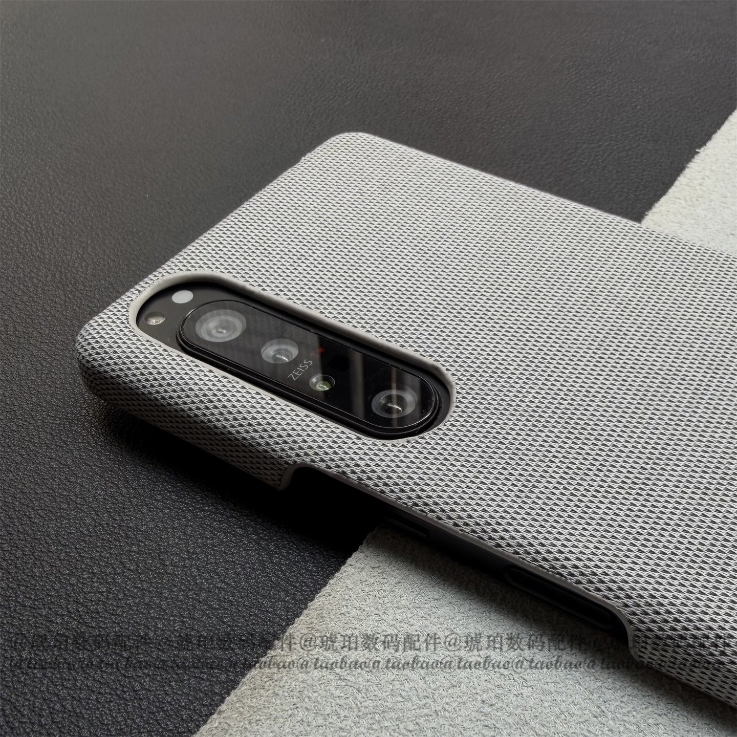 适用索尼Xperia 1 VI手机壳Sony手工贴布牛仔布X1III保护套1V不沾指纹防滑5IV全包硬壳简约轻奢商务男款Pro-I