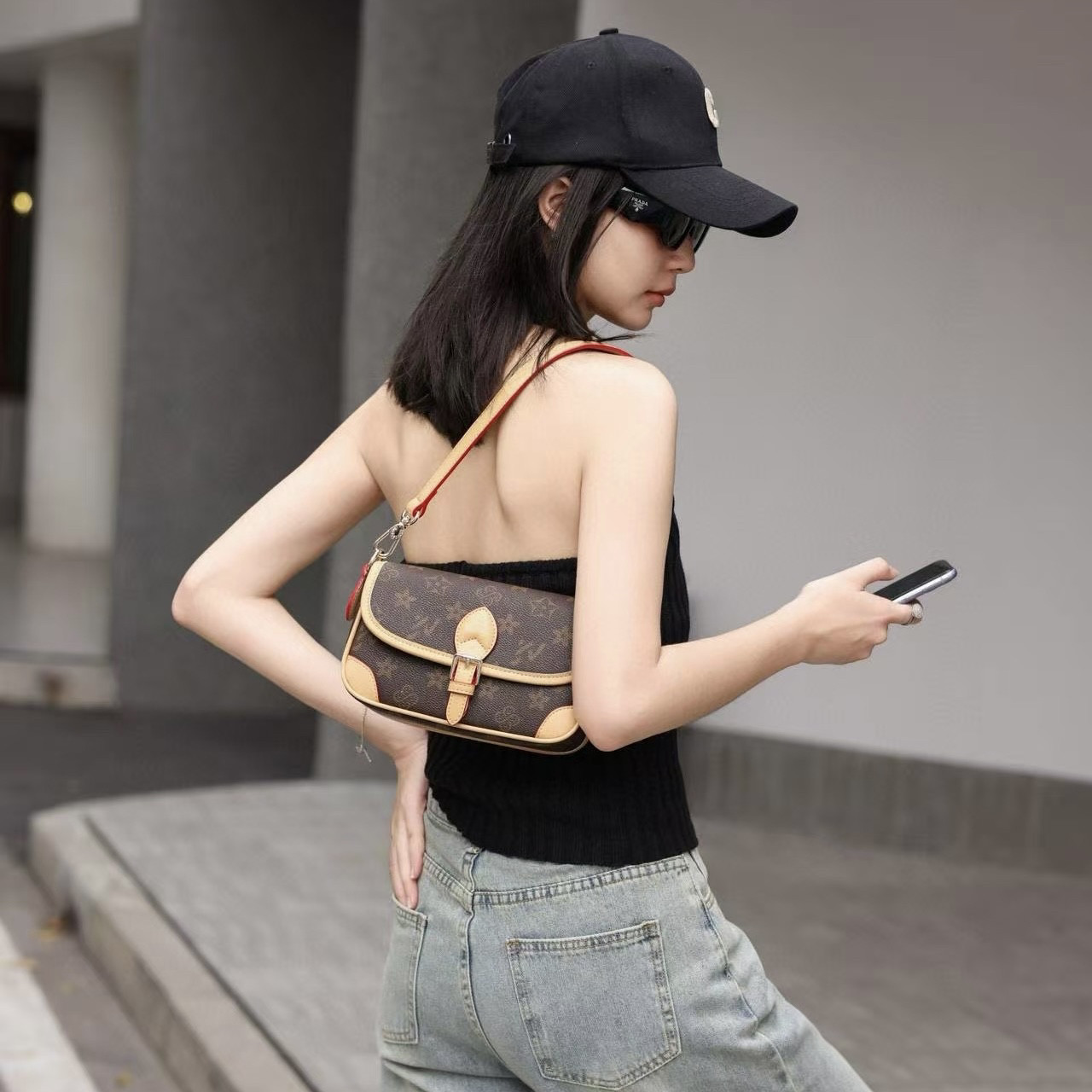迷你老花法棍包包女2026新款欧美时尚百搭单肩斜挎包小包腋下包潮