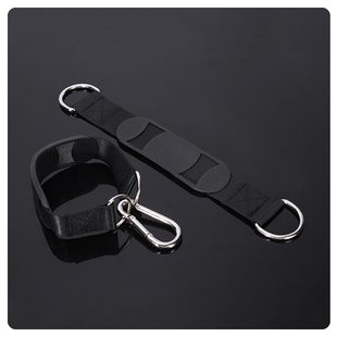 单杠挂带器械挂钩引体向上室内秋千配件悬挂沙袋吊环沙包健身器材