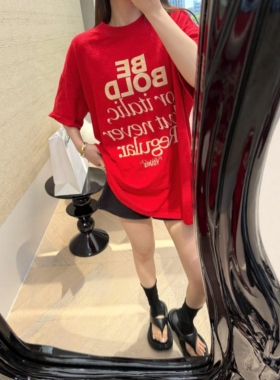 妍西家 诗歌兰女装26夏3106时尚红色字母短袖T恤宽松百搭可退换