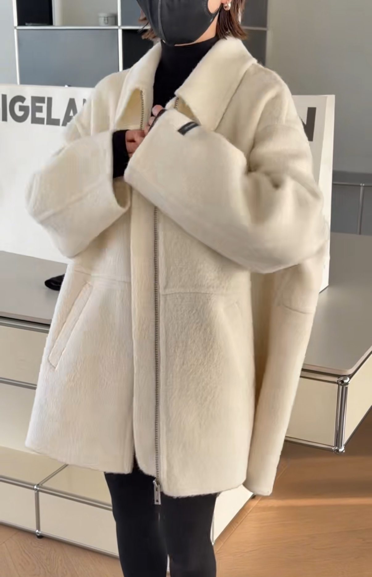 妍西家 诗歌兰女装25冬款247172时尚米白色翻领拉链双面羊绒外套