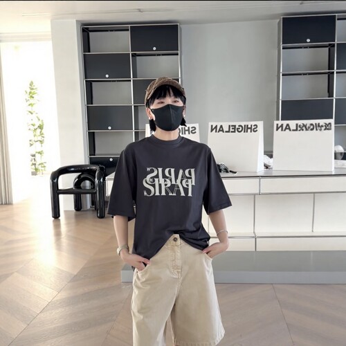 妍西家 诗歌兰女装26夏0203时尚黑灰色圆领短袖T恤字母印花可退换
