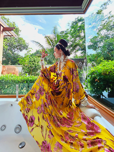 我是朱丽叶原创真丝织金提花绒绝美高腰复古欧式大摆重工连衣裙