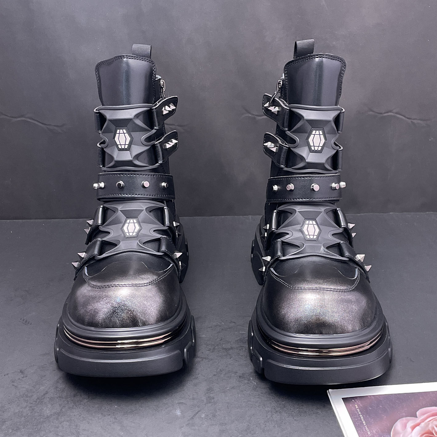 马丁靴男士厚底高帮冬季新款英伦风内增高机车靴个性百搭切尔西鞋