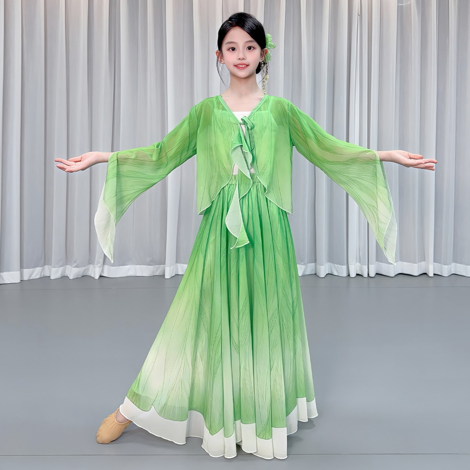 中国风儿童古典舞蹈演出服女绿色仙气渐变飘逸身韵纱衣舞台表演服