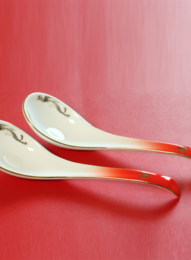 骨瓷中国红色龙凤镶金边小号勺子创意浮雕家用调羹汤匙结婚庆礼品