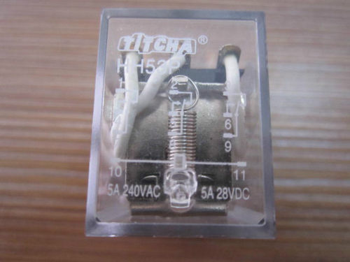 TiTCHA巨人 小型中间继电器DC220V AC380V 型号HH52P HH53P HH54P