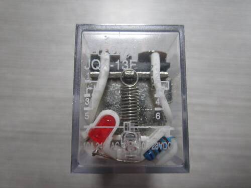 TiTCHA巨人电磁继电器JQX-13FL带灯AC220V 110V银点HH62PL LY2N-J