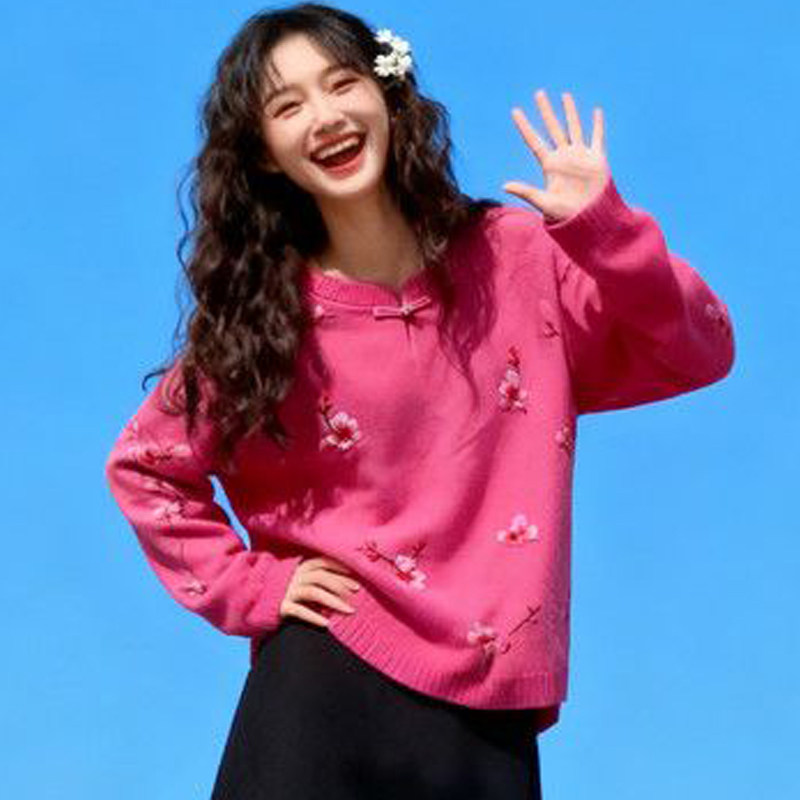 玫红色外穿大码圆领软糯毛衣女秋冬季胖mm新中式绣花显瘦套头小衫