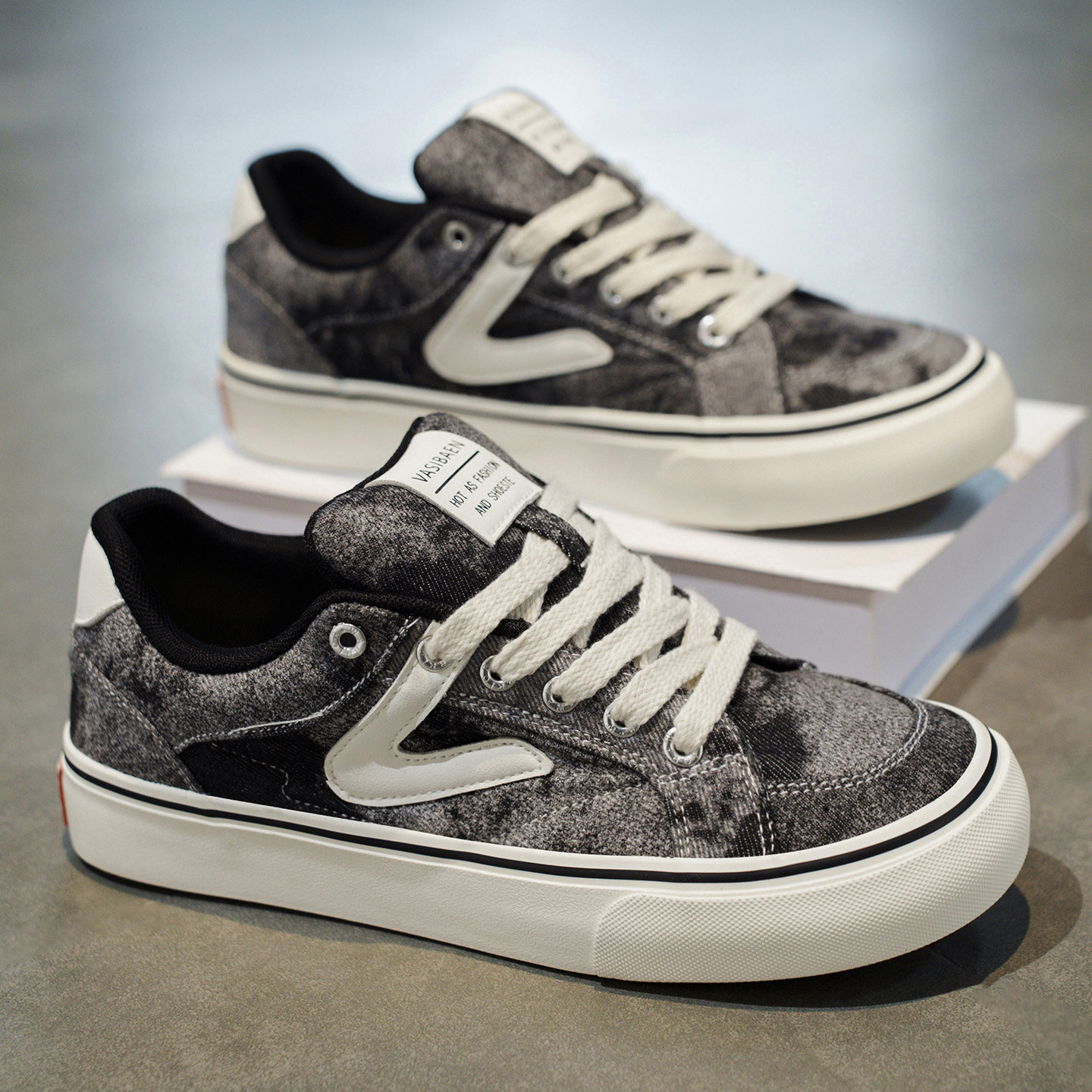 顽刻板鞋男款秋冬高级感潮流休闲百搭透气面包鞋软底轻便休闲百搭