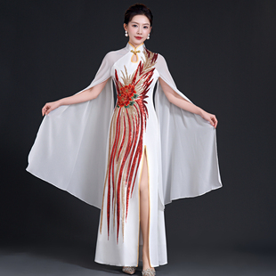 2023新中国风高端晚礼服鱼尾长款模特队舞台走秀演出服旗袍白色