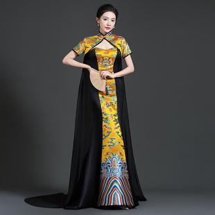 2024新款高端宴会晚礼服长款拖尾黑色披风抹胸模特走秀演出服拖尾