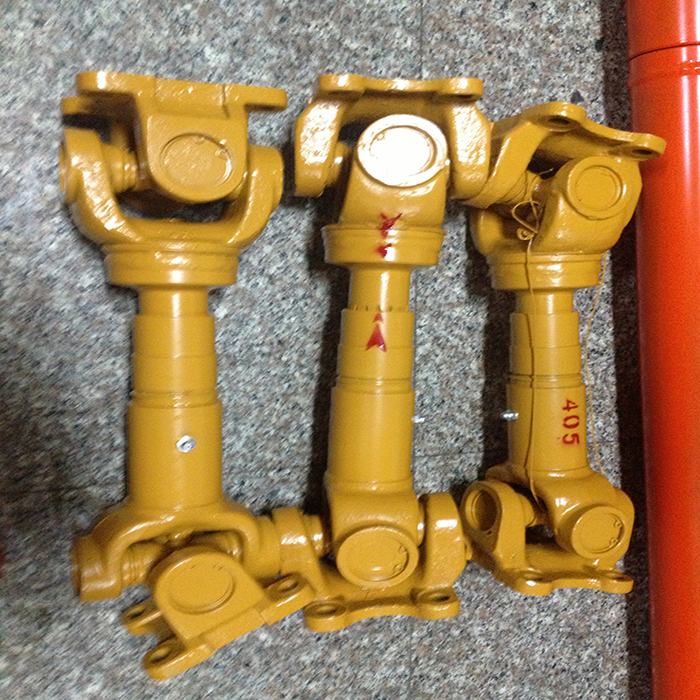 BJ212型 NJ130型 140型 131型方法兰盘万向轴 传动轴 十字轴