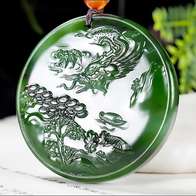 新疆大师冯立辉作品和田玉俄料阳绿7号矿红皮碧玉山水牌75.53克