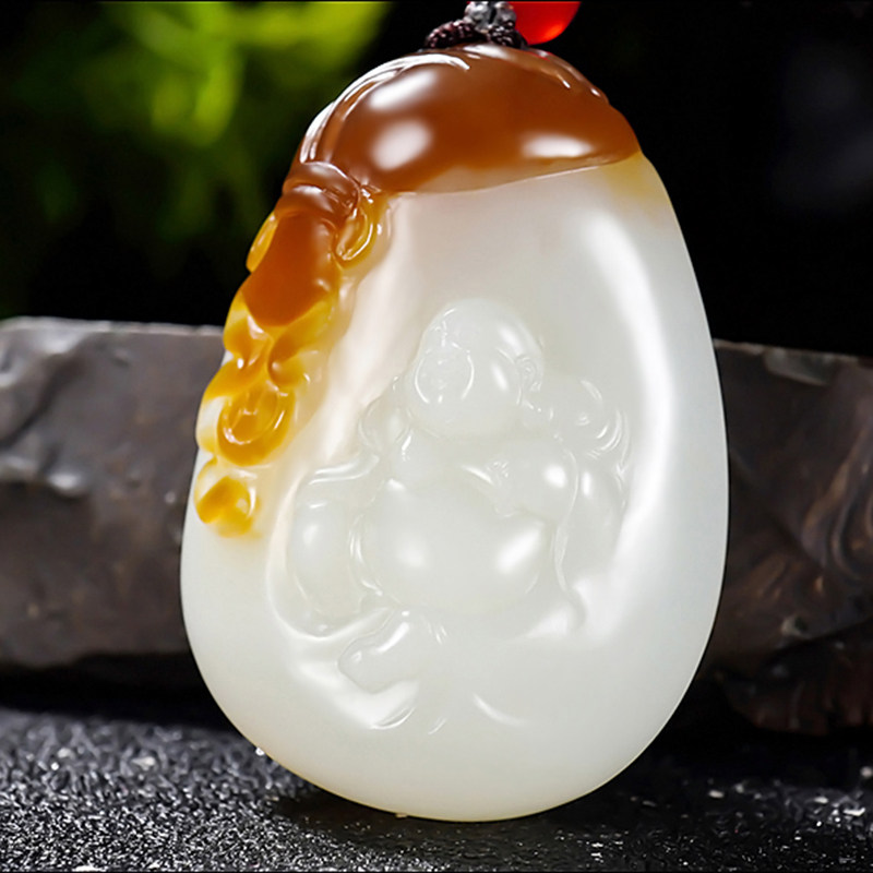 新疆大师冯立辉作品和田玉且末料糖羊脂白玉笑佛挂件34.86克