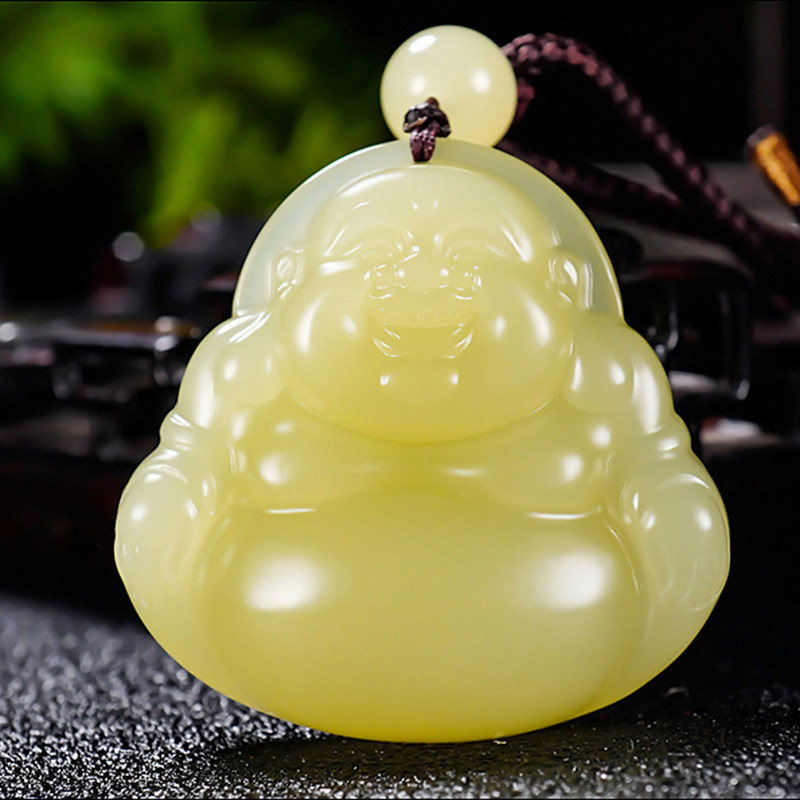 新疆大师郭磊作品和田玉若羌黄玉笑佛挂件19.60克 A