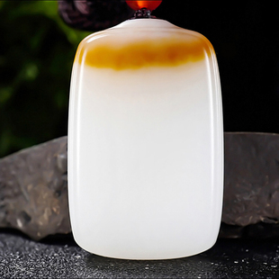 新疆大师郭磊作品和田玉且末料糖羊脂白玉平安无事牌挂件61.00克