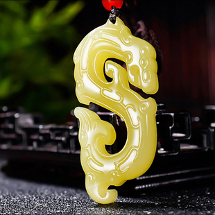 新疆大师张亚龙作品 和田玉若羌鸡油黄黄玉仿古龙挂件23.25克