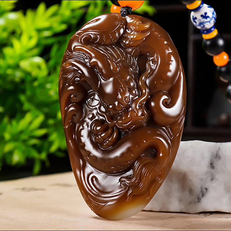 新疆大师张亚龙作品和田玉且末金山料糖玉龙把件121.28克