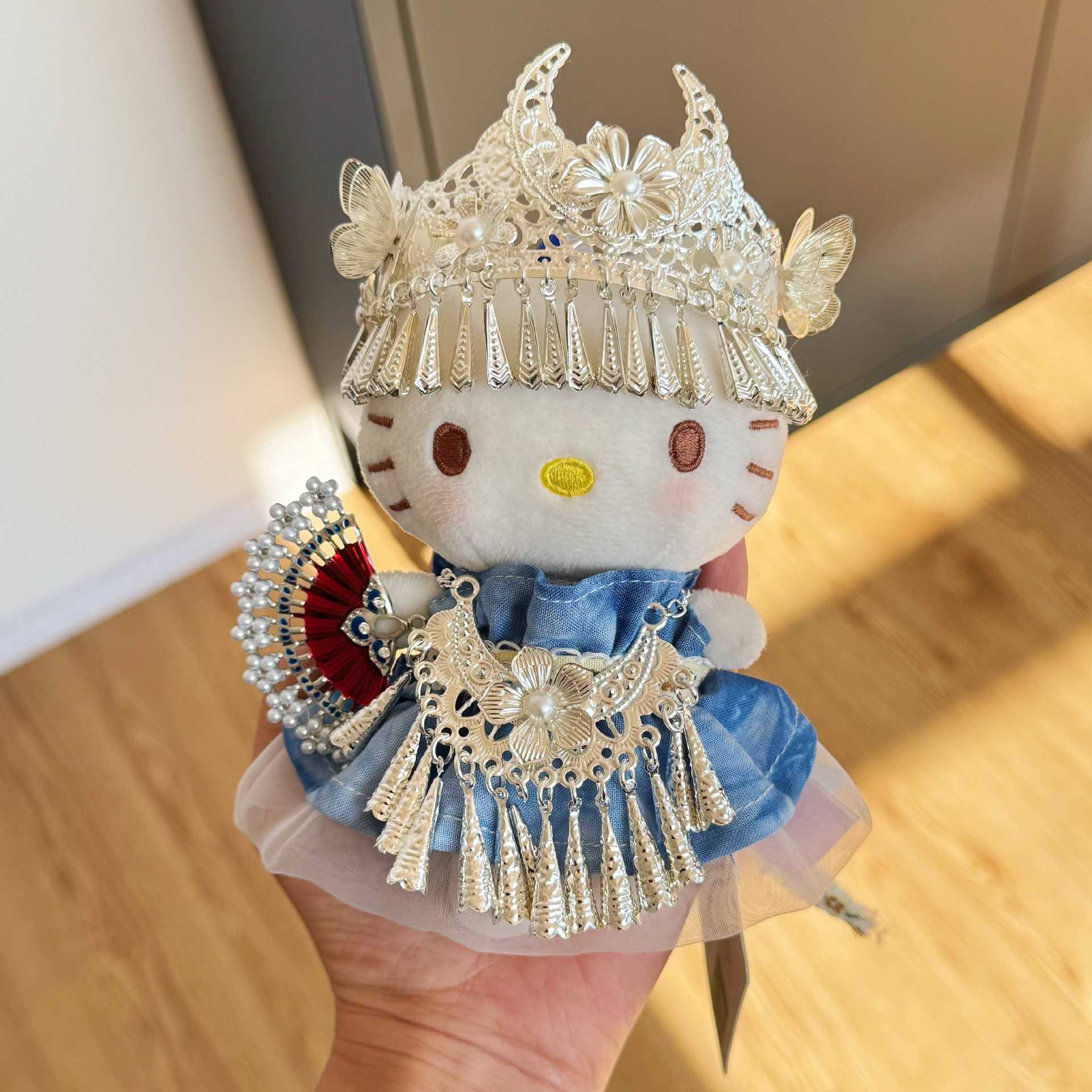 日本正版苗族hellokitty
