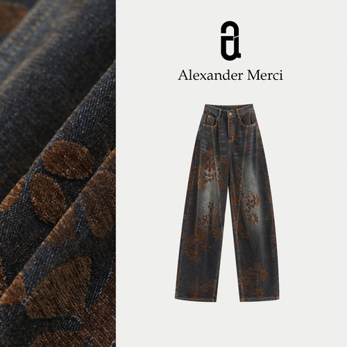 【枫叶特调】蓝底咖花格调感在线的一条牛仔裤 D25T10805