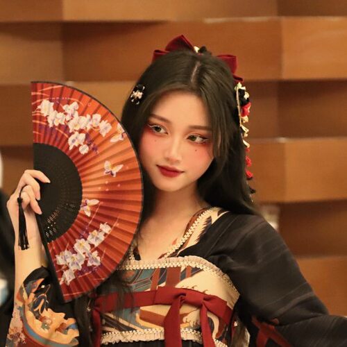 女扇6寸绫绢真丝古风大红色礼品
