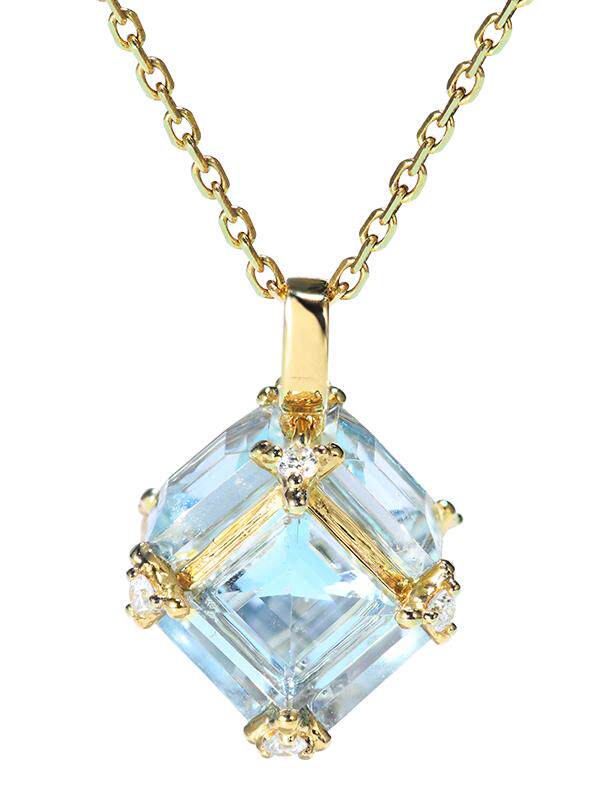 18K Gold Princess Cut Aquamarine Diamond Pendant - Product image 5