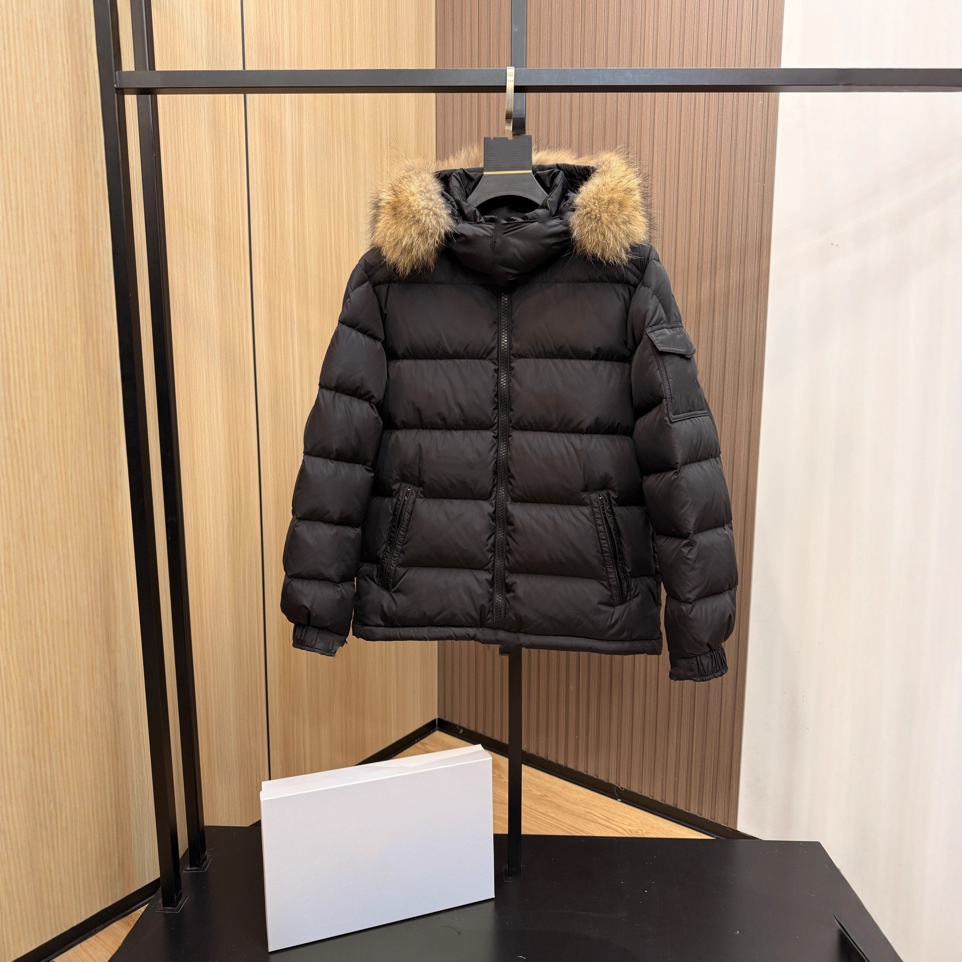 正确版本现货高品质M家新款网红款大毛领连帽加厚羽绒服外套