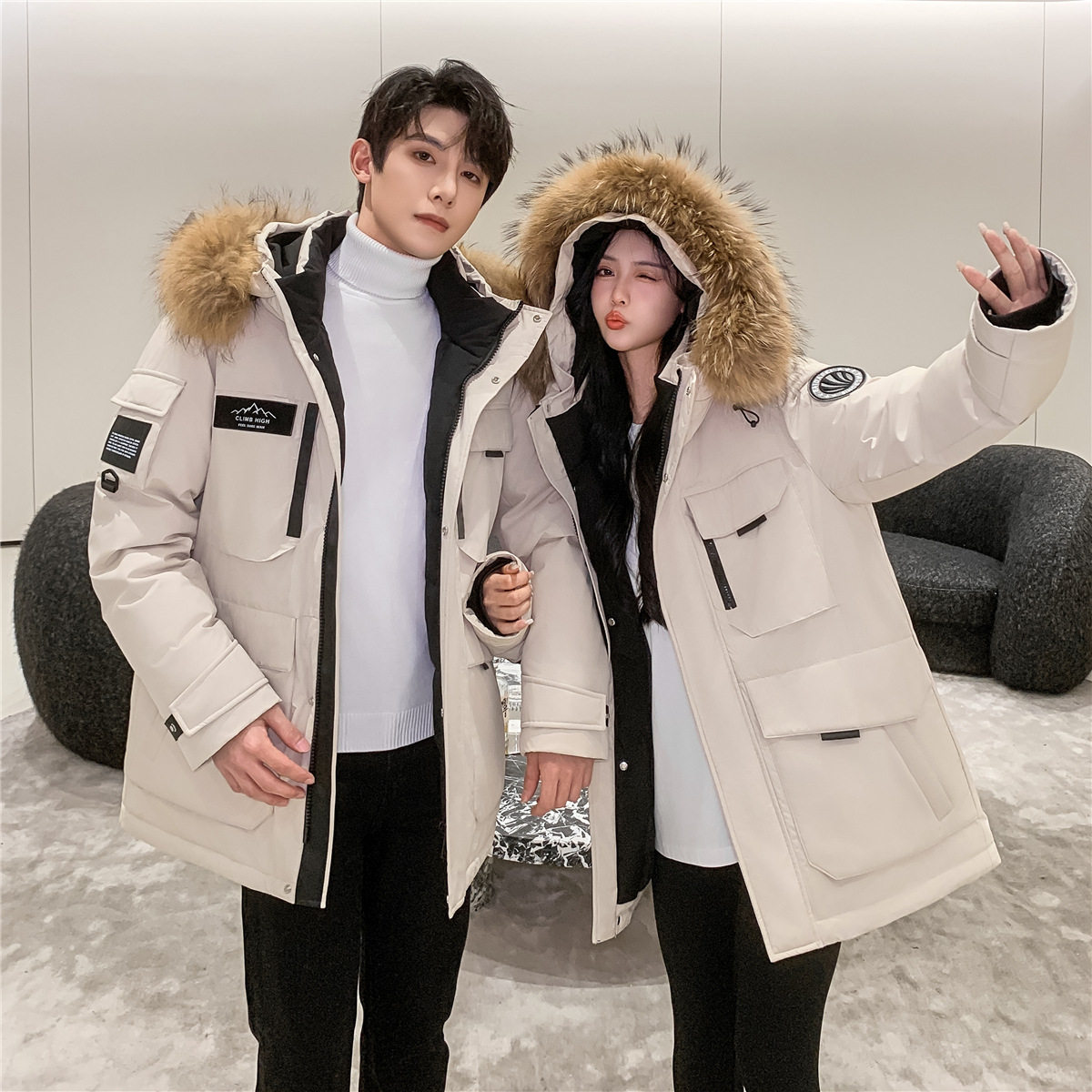 2024新款工装大毛领冬季新款情侣极寒防风保暖羽绒服短款男女