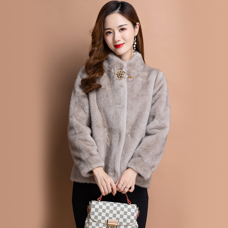 2024秋冬季新款修身貂皮大衣中年妈妈女装水貂绒短款皮草外套