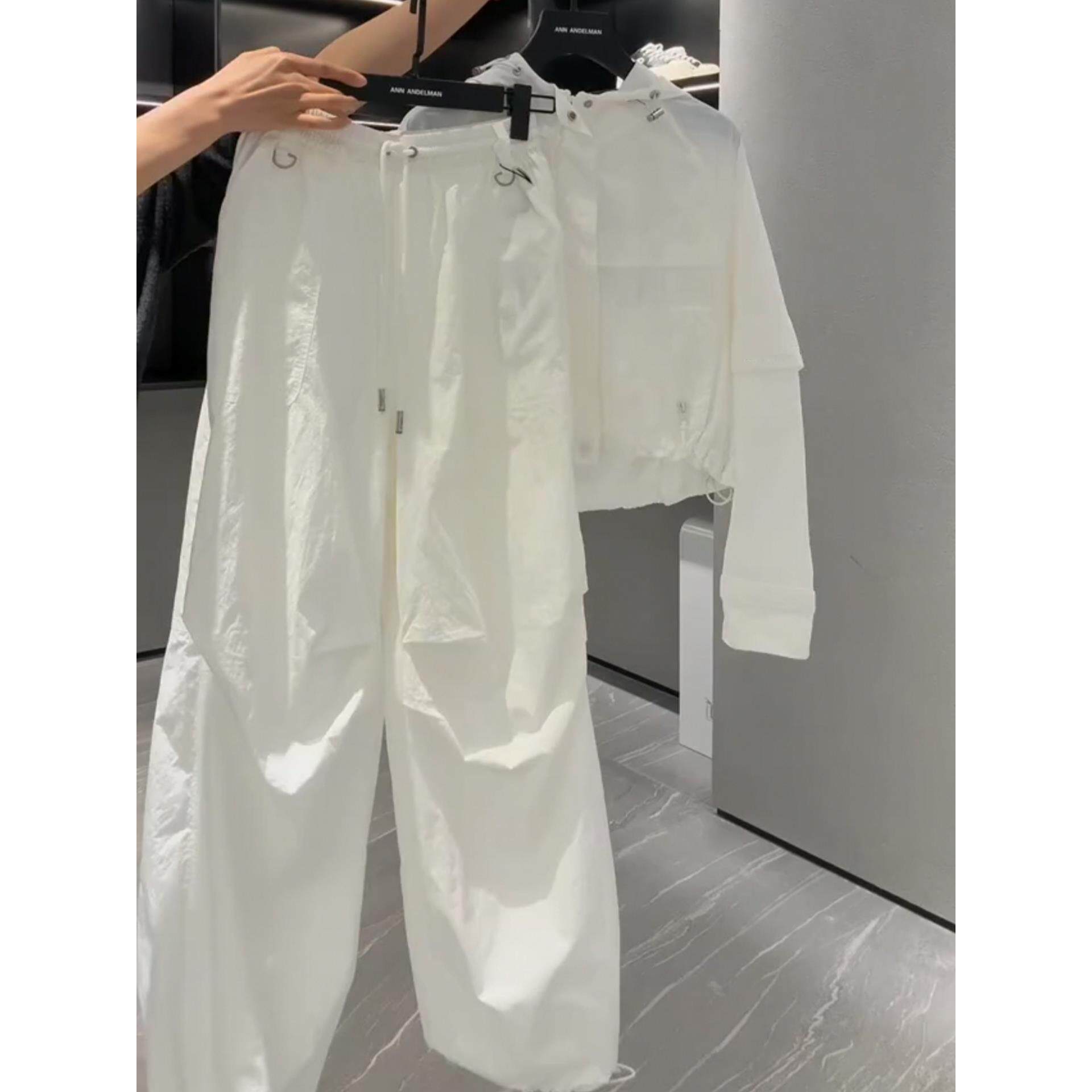 高级感白色防晒套装女夏季薄款宽松休闲冲锋衣阔腿裤两件套运动服