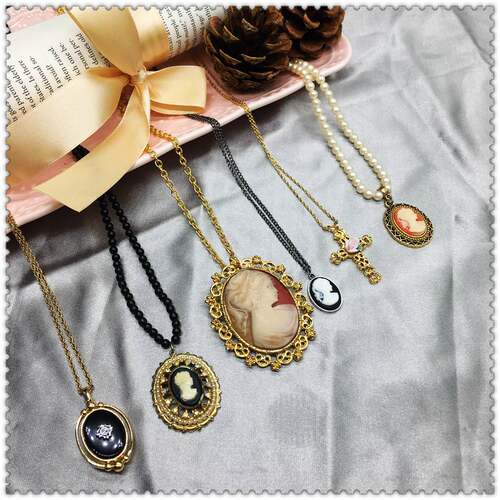 1928浮雕复古孤品十字架玫瑰项链