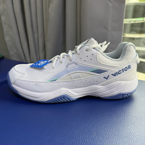 victor羽毛球鞋透气减震