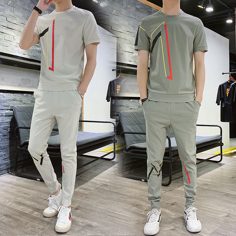 2021夏季新款短袖t恤套裝男士搭配潮流休閑韓版帥氣壹套男裝衣服在類目 男裝, T恤中 - 來自Buy2taobao.com提供專業的淘寶代購服務