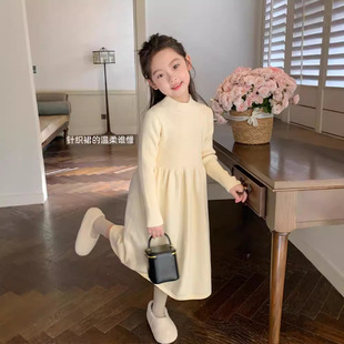 女童毛织长裙2026秋冬新款儿童过膝长款外穿长袖半高领百搭连衣裙