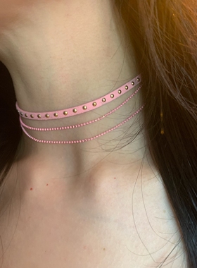 一条三层 个性粉色choker颈带女甜酷辣妹风颈链显脖子细锁骨链潮