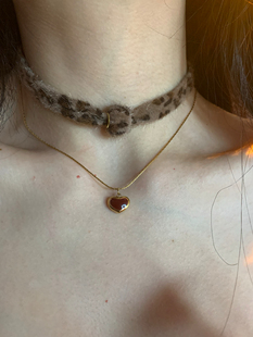 毛绒豹纹choker叠戴滴釉红色小爱心项链女小众锁骨链颈链配饰2026