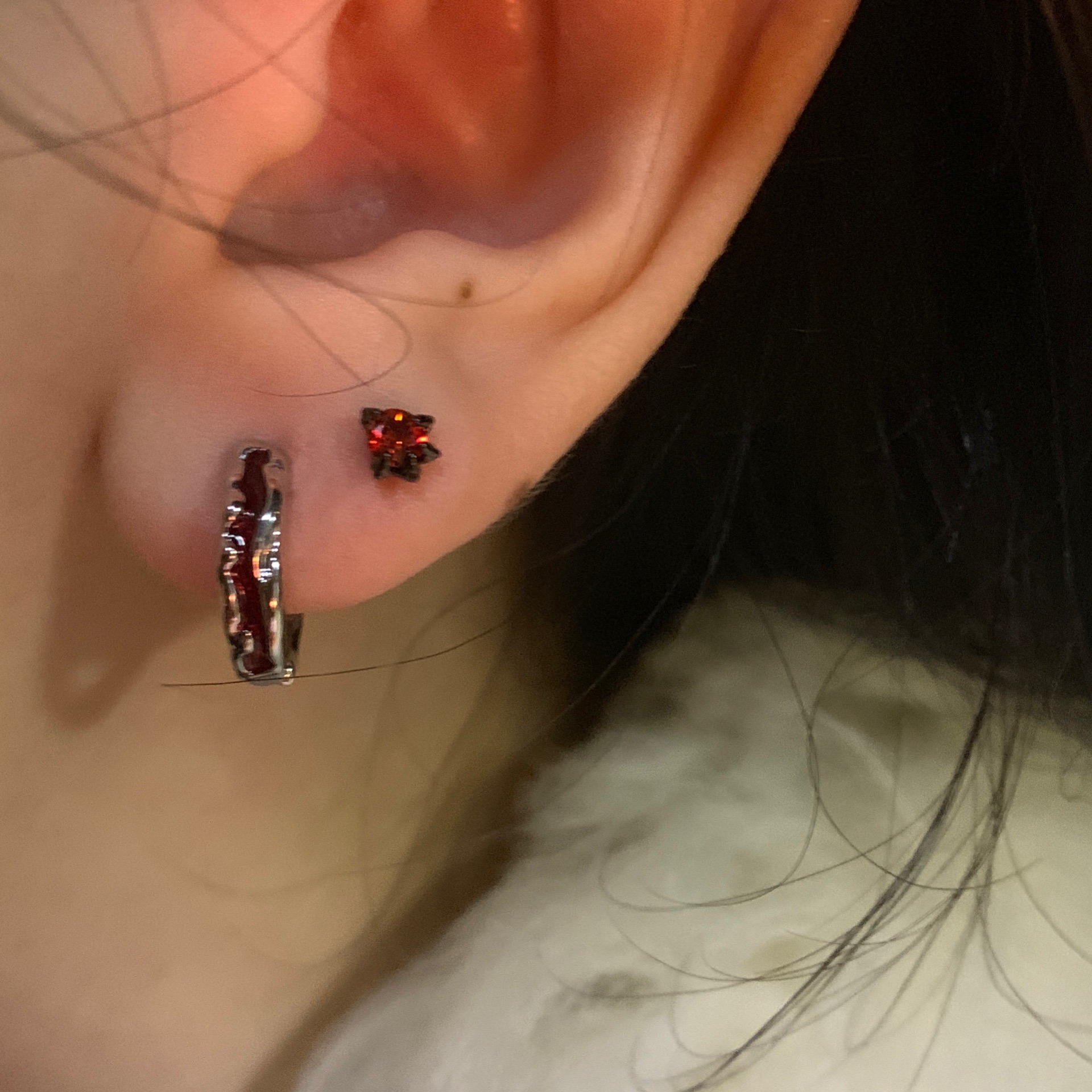 甜辣私藏 美式红色叠戴耳钉耳扣女mini睡觉不用摘耳环方圆脸耳饰