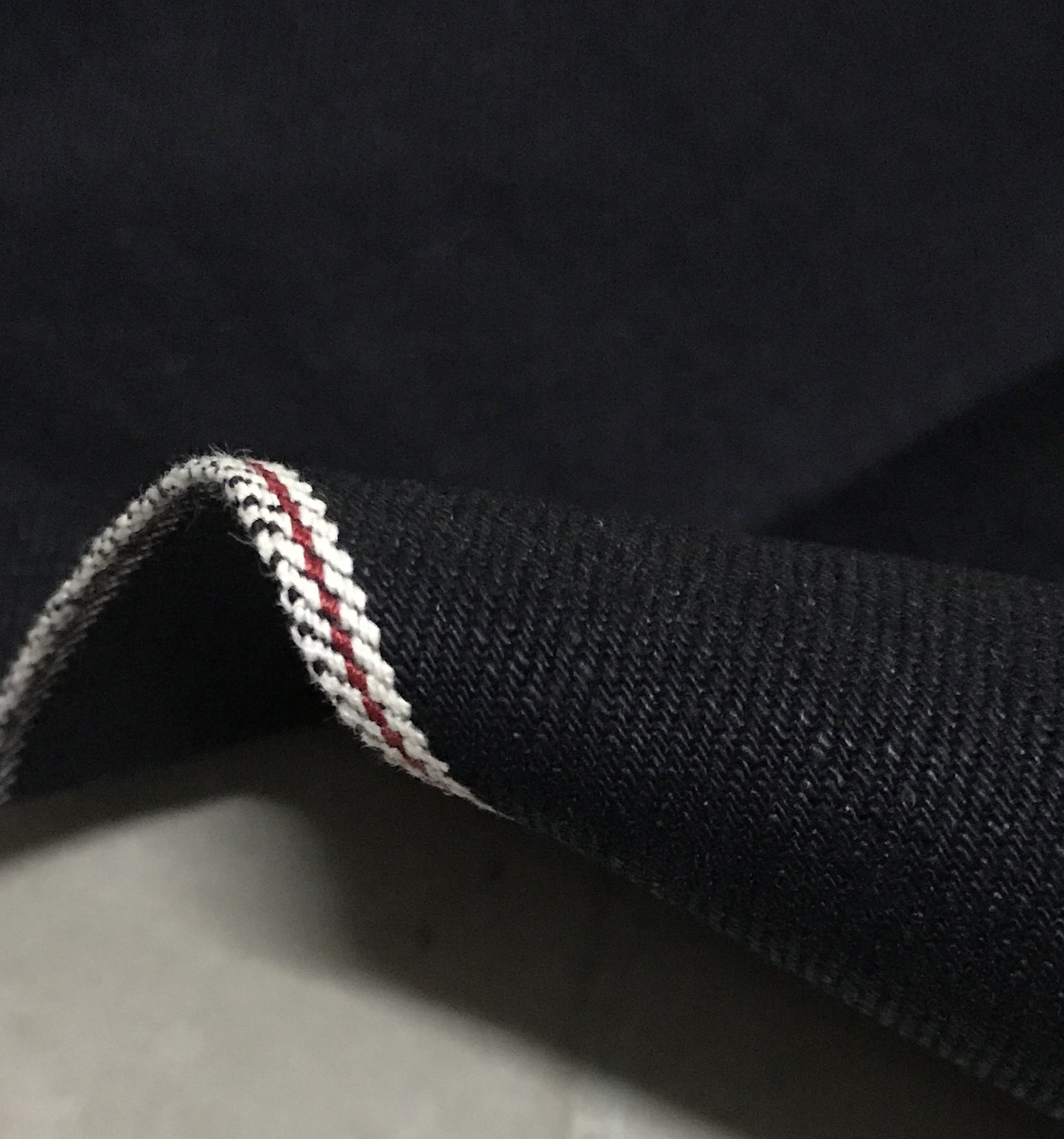 金佳厚无弹品质感足日本赤耳丹宁进口高端原浆黑色红边牛仔布料