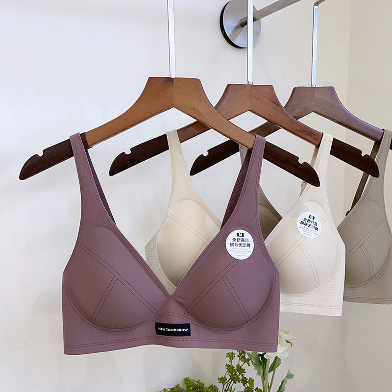 米娅林0846液态科技云感果冻文胸