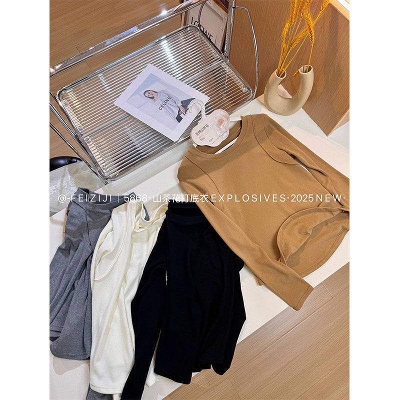 妃子纪新品弧形下摆磨毛打底衫女