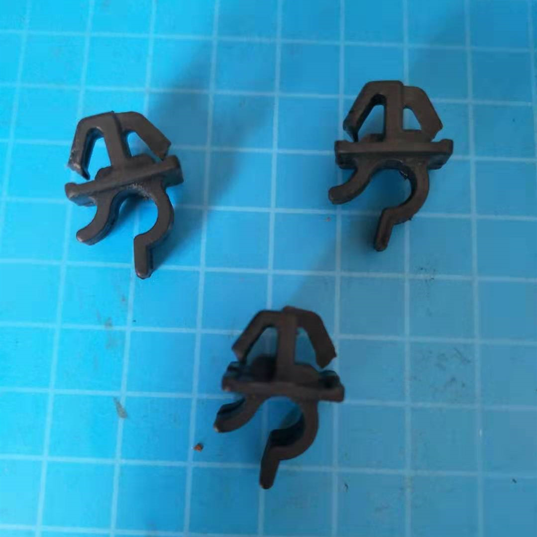 北汽绅宝D50 D20 E130 E150 D70 X25X65前机盖支撑杆固定卡扣卡子