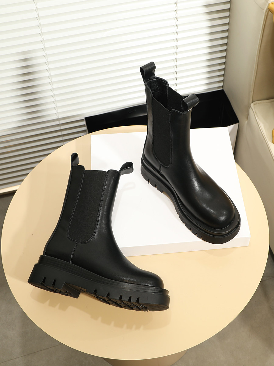 여성용 프렌치 첼시 부츠 트렌드 가을 겨울 가죽 두꺼운 밑창 마틴 부츠 중반 종아리 탄성 굴뚝 부츠 소매 짧은 부츠