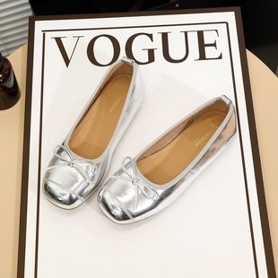 2025秋季舒适软底法式蝴蝶结仙女风圆头平底单鞋银色一脚蹬芭蕾鞋