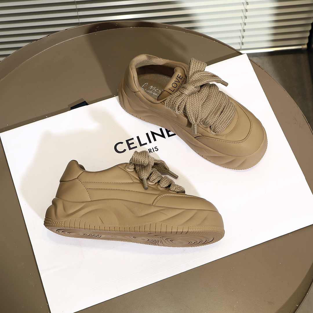 丑萌大头面包鞋女小众设计感板鞋