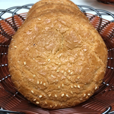 广西特产靖西烤饼喜饼专供传统烤制工艺酥饼糕点小吃零食早餐饼