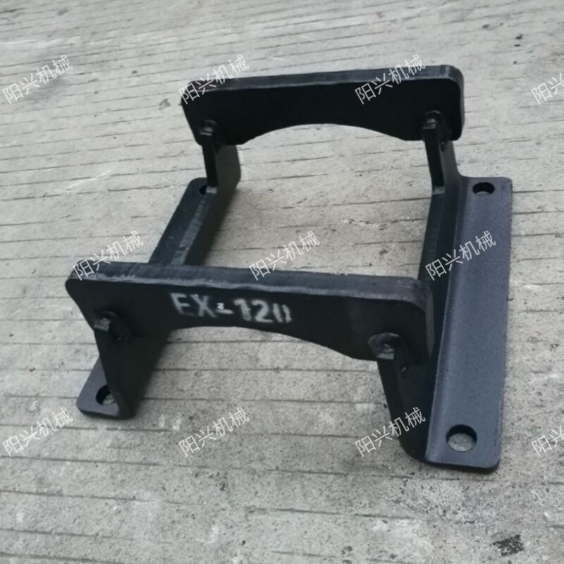 三一135徐厦柳临工斗山150小松100 120履带链条挖掘机护链架器